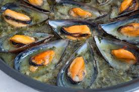 MEJILLONES EN SALSA MERI
